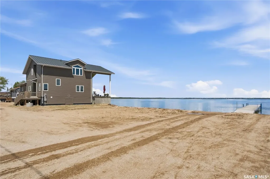 106 Lakeshore Lane Leslie Beach SK S0A 1A0
