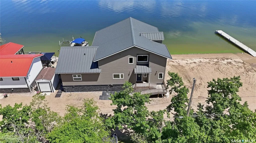 106 Lakeshore Lane Leslie Beach SK S0A 1A0