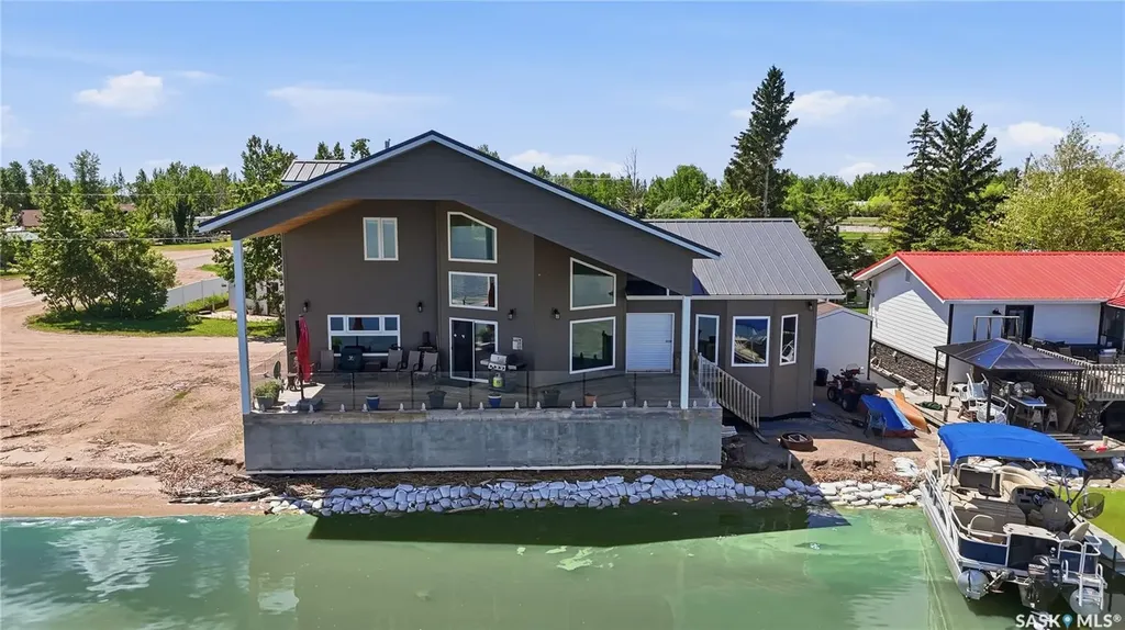 106 Lakeshore Lane Leslie Beach SK S0A 1A0