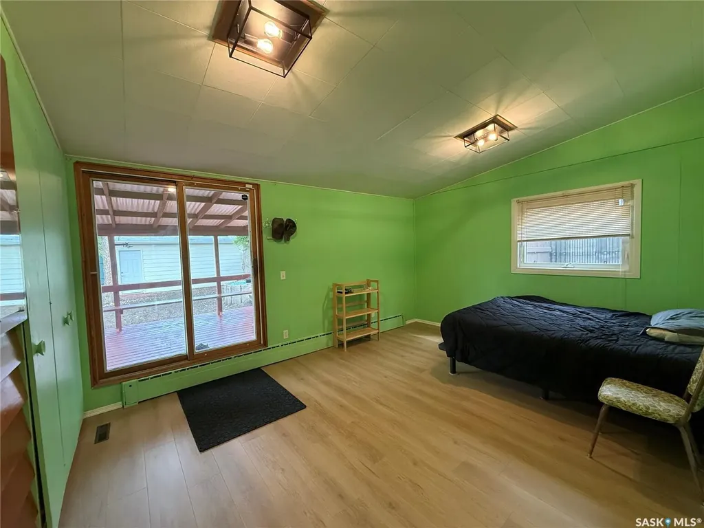 318 5th Avenue W Kindersley SK S0L 1S0