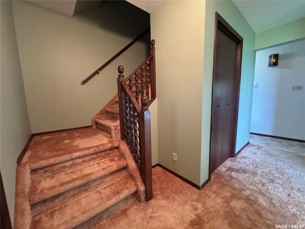 260 Battleford Trail Swift Current SK S9H 4J5