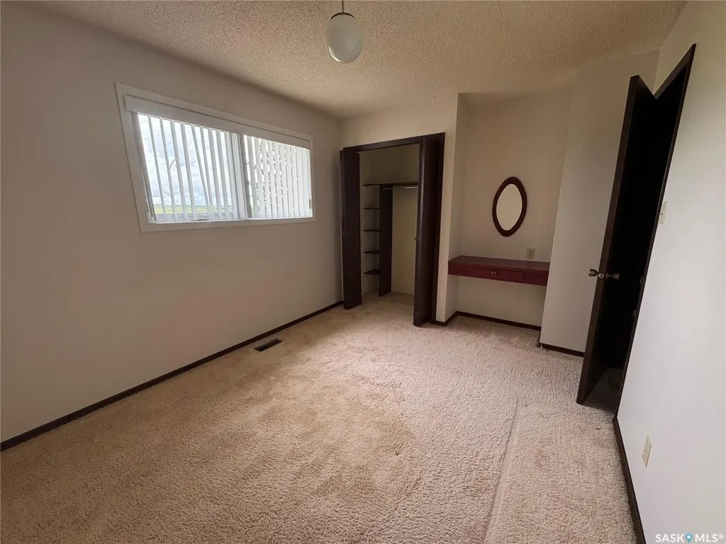 260 Battleford Trail Swift Current SK S9H 4J5
