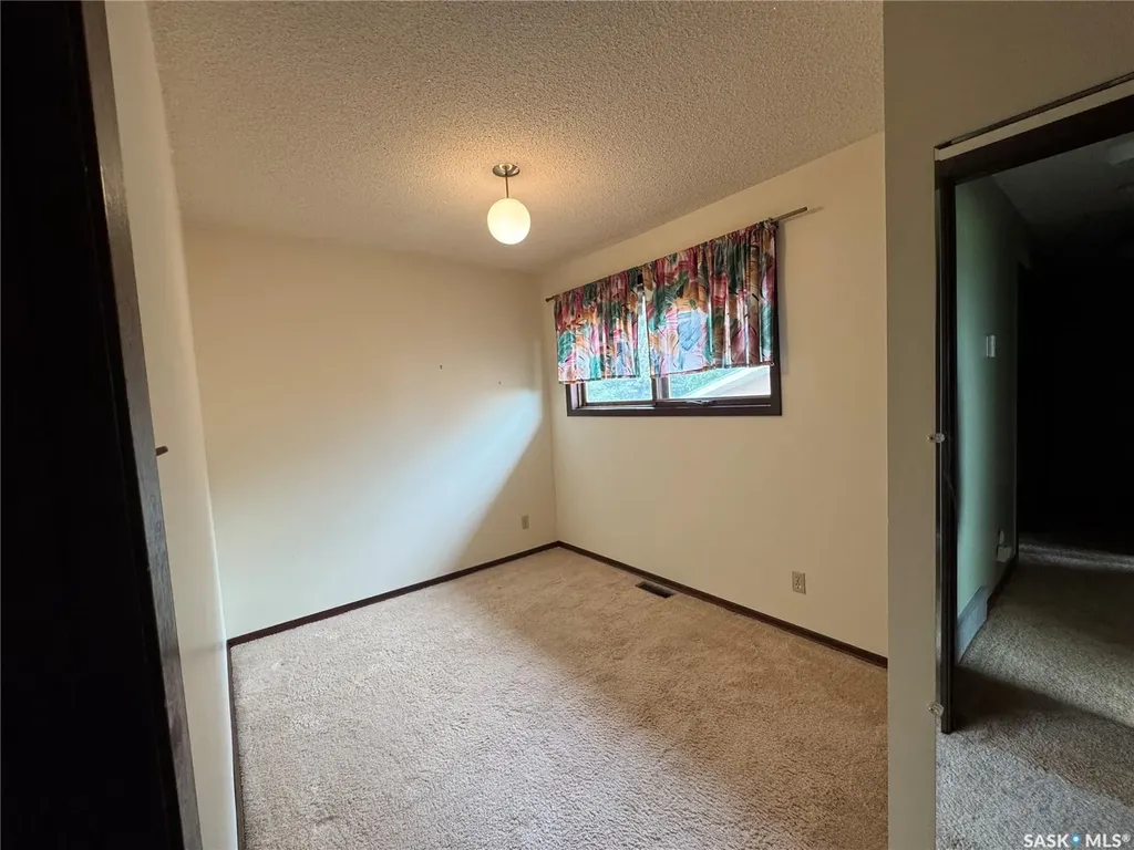 260 Battleford Trail Swift Current SK S9H 4J5