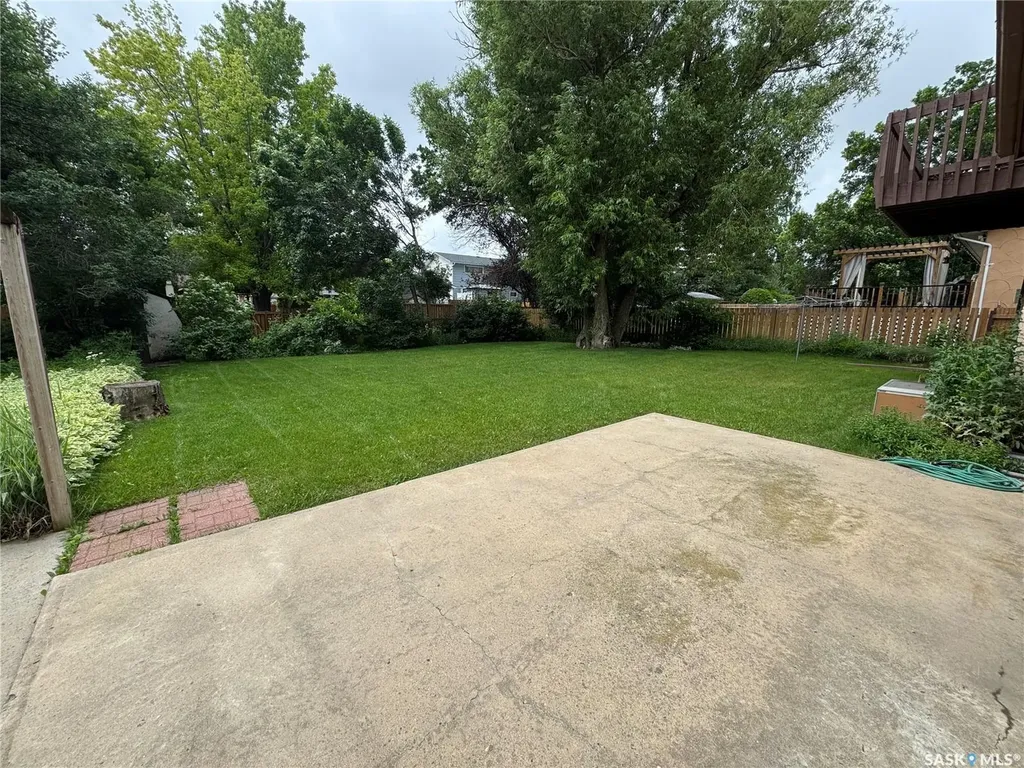 260 Battleford Trail Swift Current SK S9H 4J5