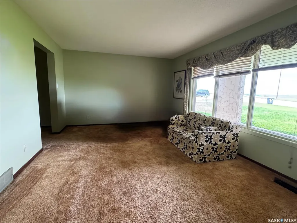 260 Battleford Trail Swift Current SK S9H 4J5