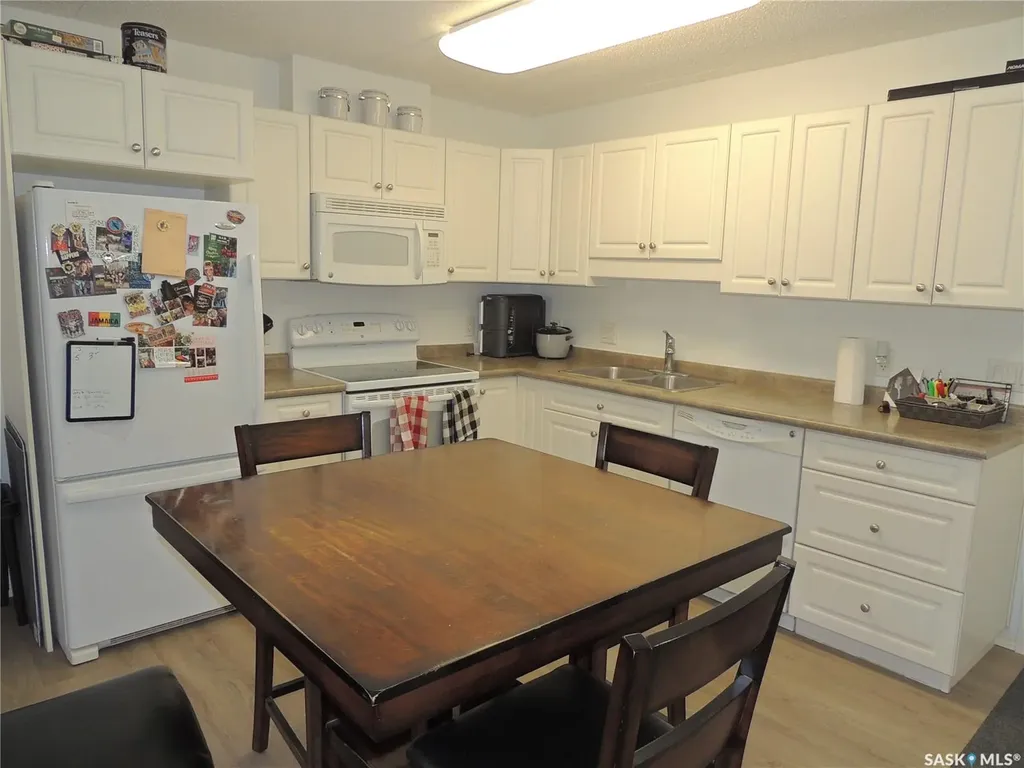 701 Henry Street Estevan SK S4A 2B7