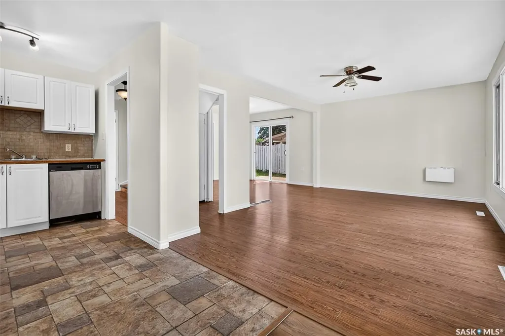 805 Athabasca Street E Moose Jaw SK S6H 0M6
