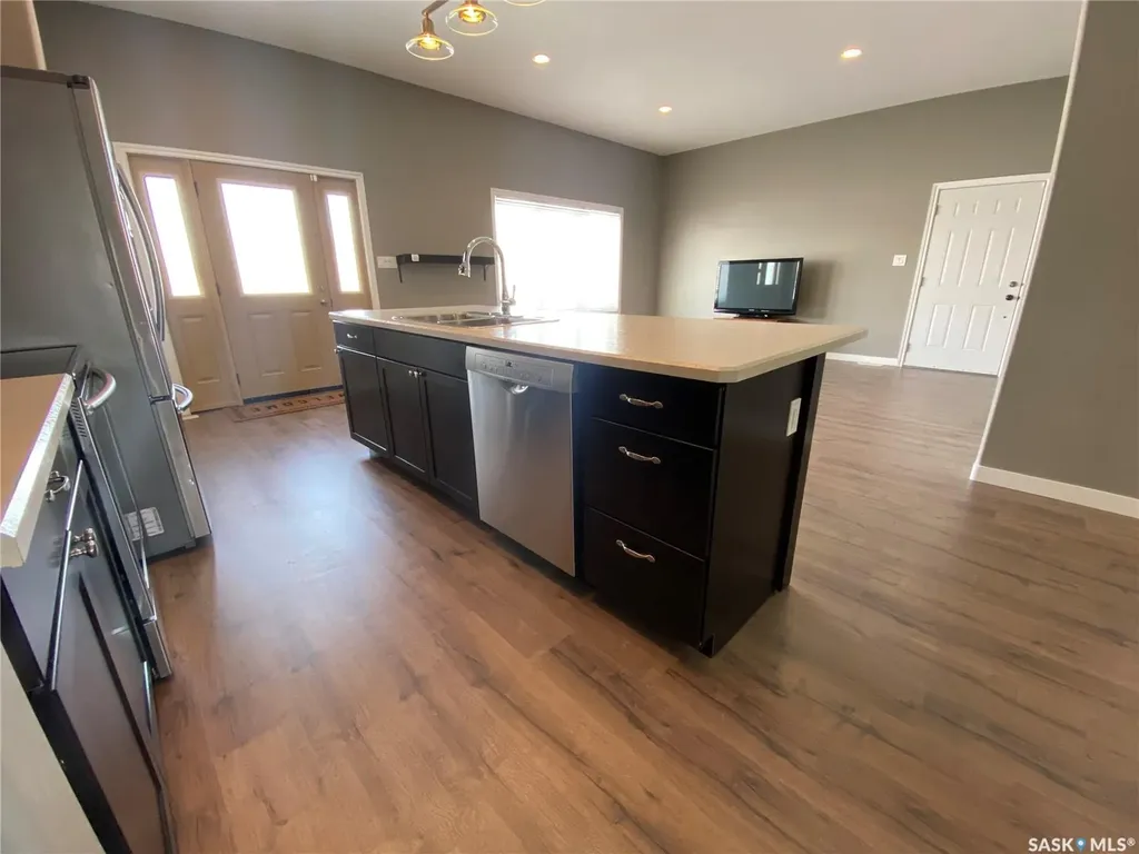 207 Spruce Street Wolseley SK S0G 5H0