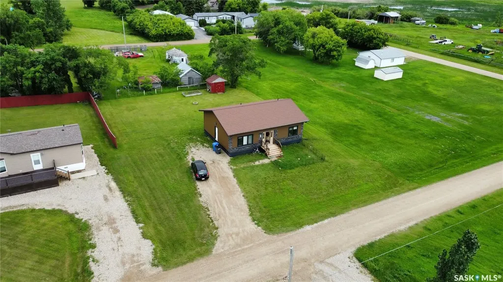 207 Spruce Street Wolseley SK S0G 5H0