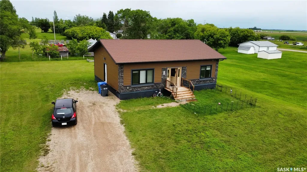 207 Spruce Street Wolseley SK S0G 5H0