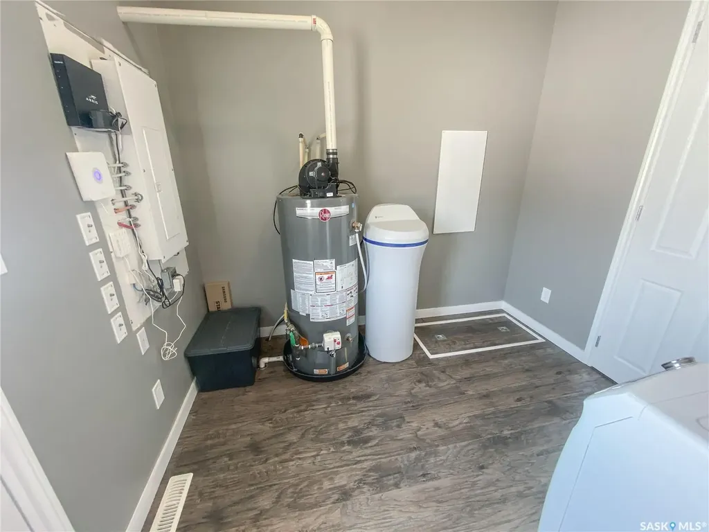 207 Spruce Street Wolseley SK S0G 5H0
