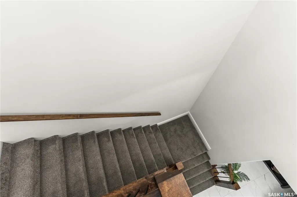 230 Wyant Lane Saskatoon SK S7S 1N1