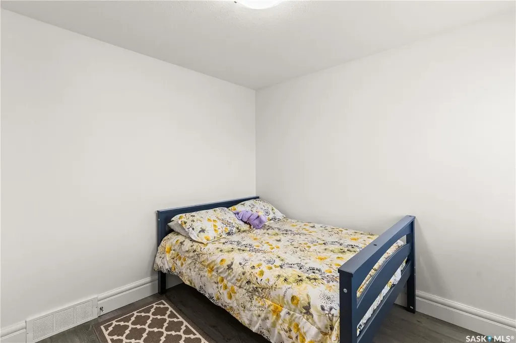 230 Wyant Lane Saskatoon SK S7S 1N1