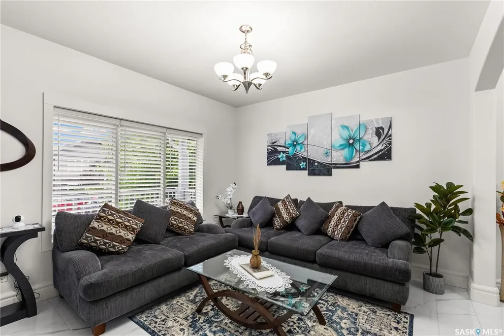 230 Wyant Lane Saskatoon SK S7S 1N1