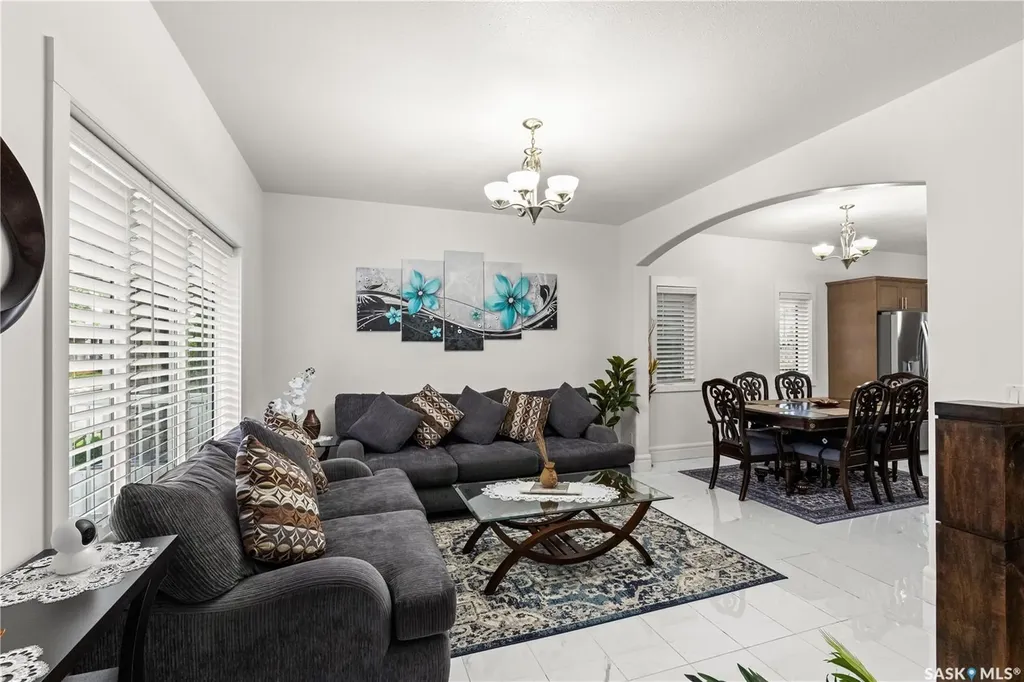 230 Wyant Lane Saskatoon SK S7S 1N1