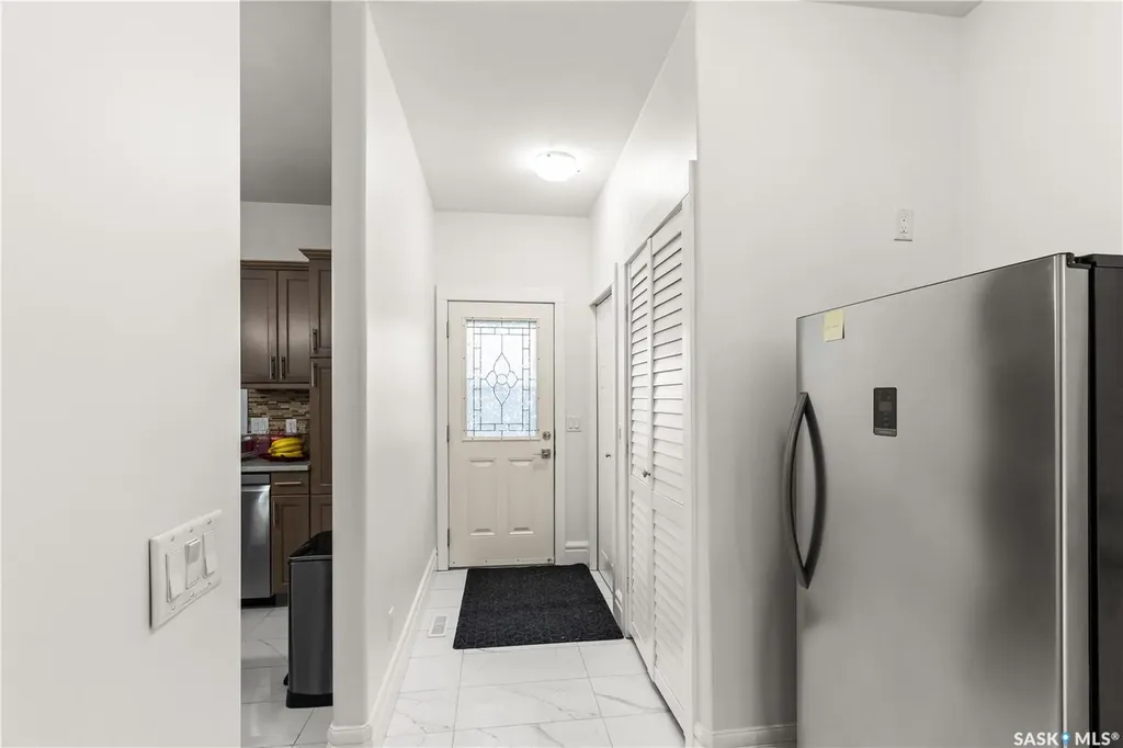 230 Wyant Lane Saskatoon SK S7S 1N1