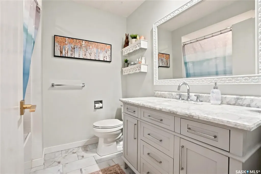 306 Ae Adams Lane Saskatoon SK S7H 5N4
