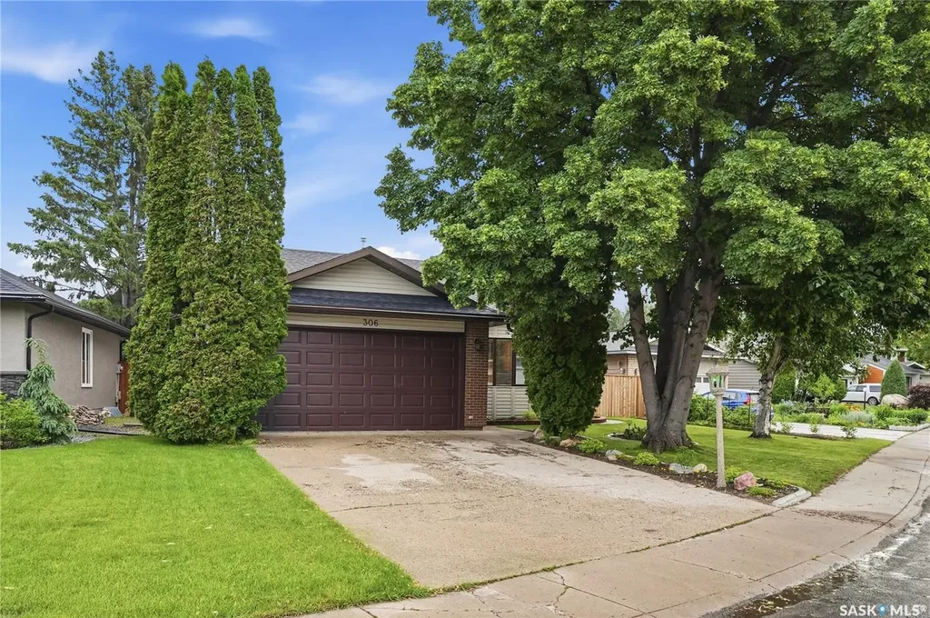 306 Ae Adams Lane Saskatoon SK S7H 5N4