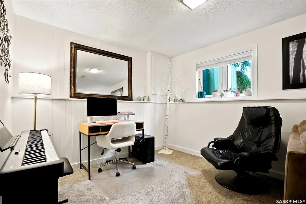 306 Ae Adams Lane Saskatoon SK S7H 5N4