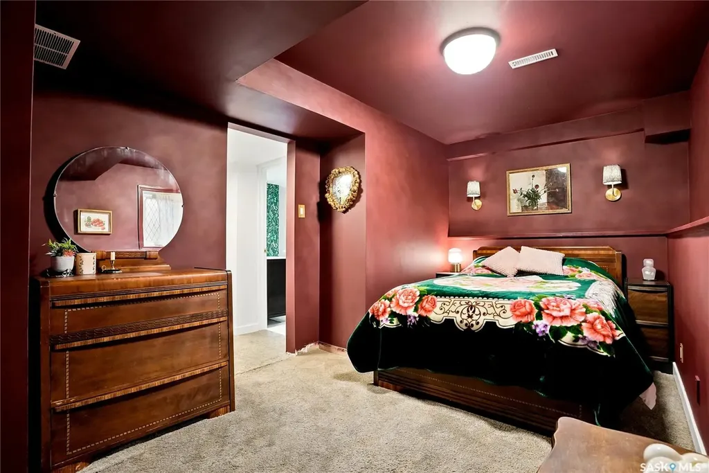 306 Ae Adams Lane Saskatoon SK S7H 5N4