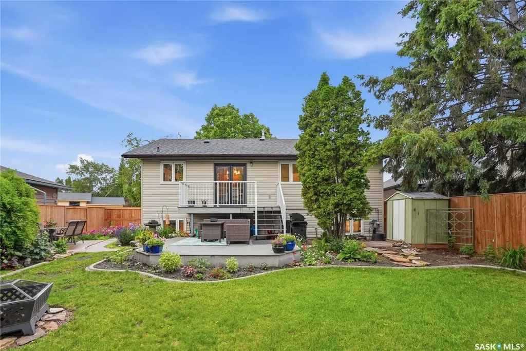 306 Ae Adams Lane Saskatoon SK S7H 5N4