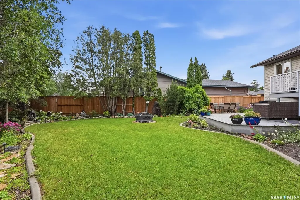 306 Ae Adams Lane Saskatoon SK S7H 5N4