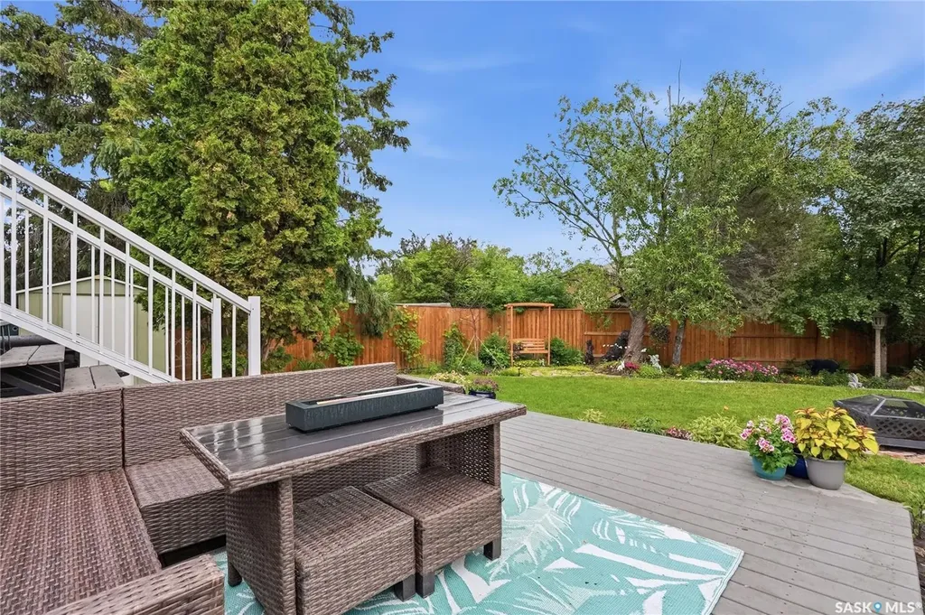 306 Ae Adams Lane Saskatoon SK S7H 5N4