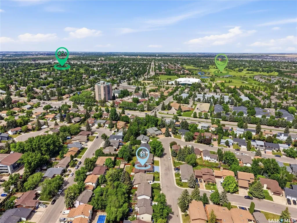 131 Keeley Crescent Saskatoon SK S7J 4B3
