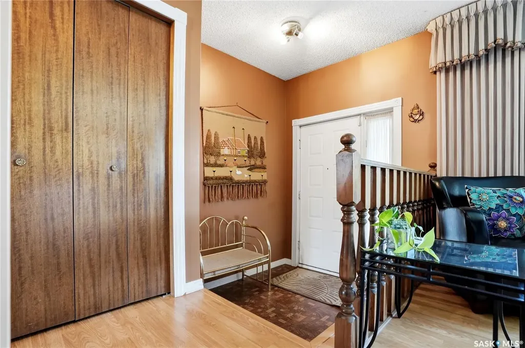 131 Keeley Crescent Saskatoon SK S7J 4B3