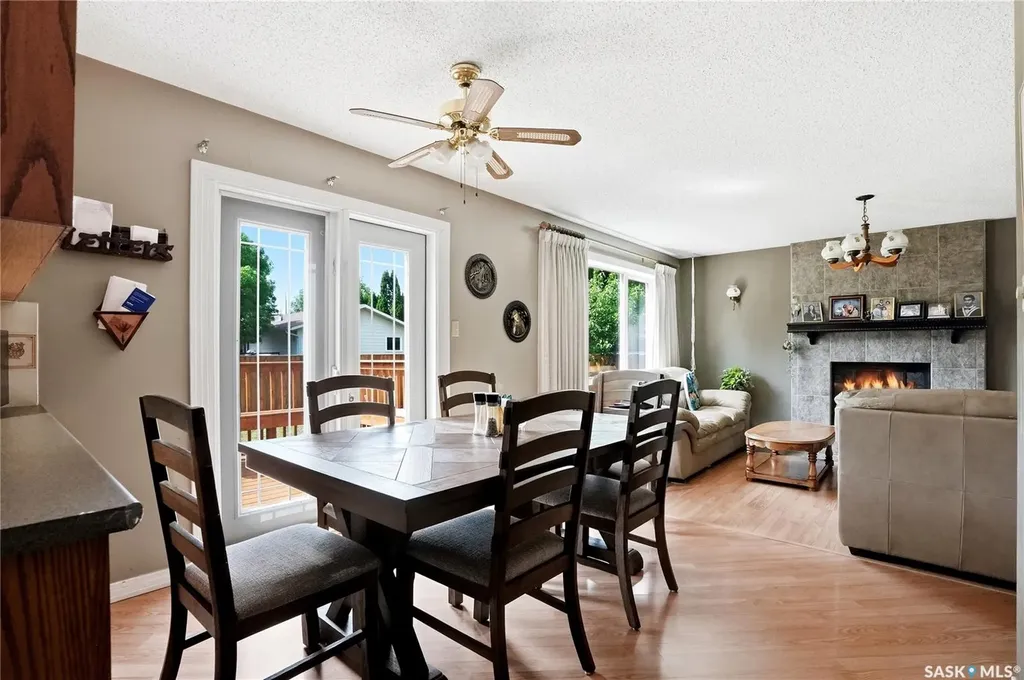 131 Keeley Crescent Saskatoon SK S7J 4B3