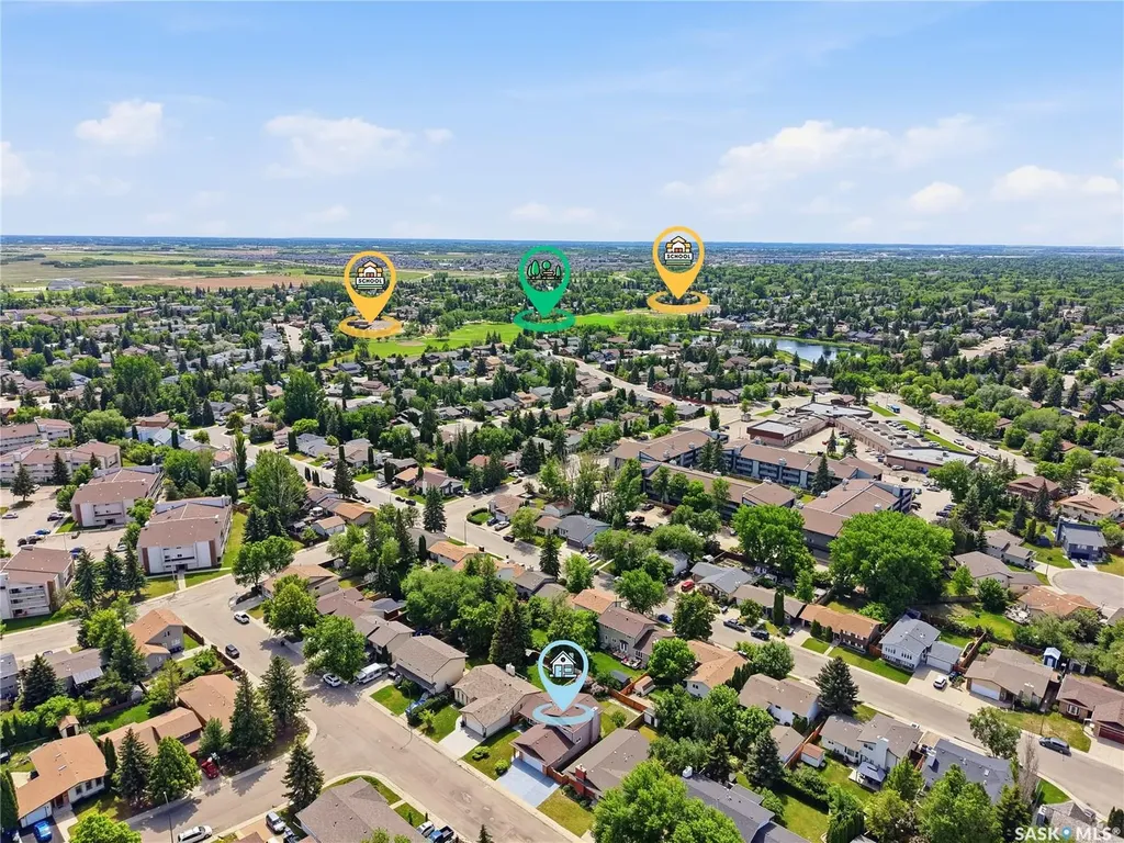 131 Keeley Crescent Saskatoon SK S7J 4B3