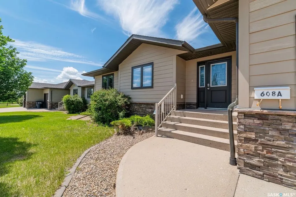 636 Riche Street Bethune SK S0G 0H0
