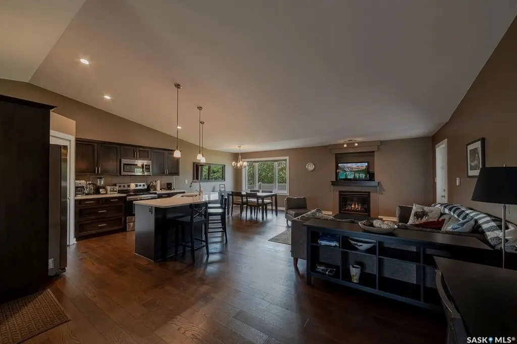 636 Riche Street Bethune SK S0G 0H0