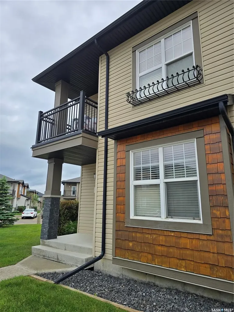 1015 Patrick Crescent Saskatoon SK S7W 0M3