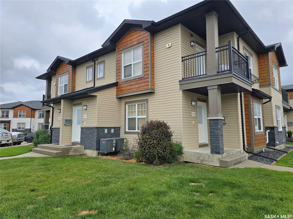 1015 Patrick Crescent Saskatoon SK S7W 0M3