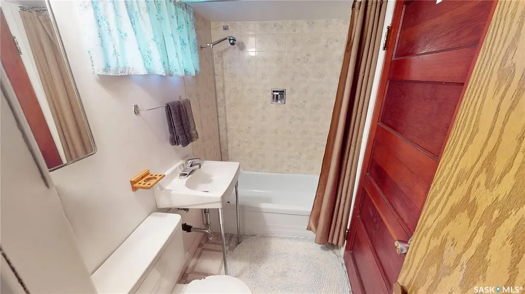 109 Lonsdale Street Wawota SK S0G 5A0