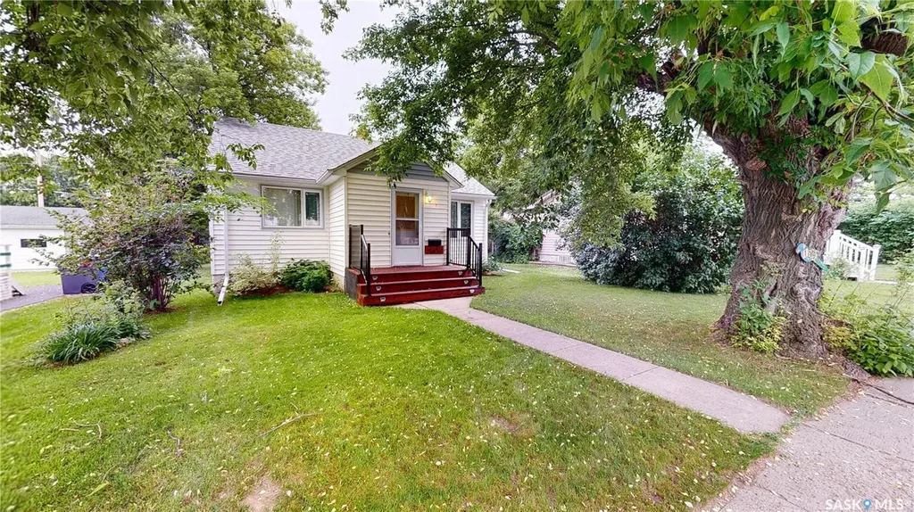 109 Lonsdale Street Wawota SK S0G 5A0
