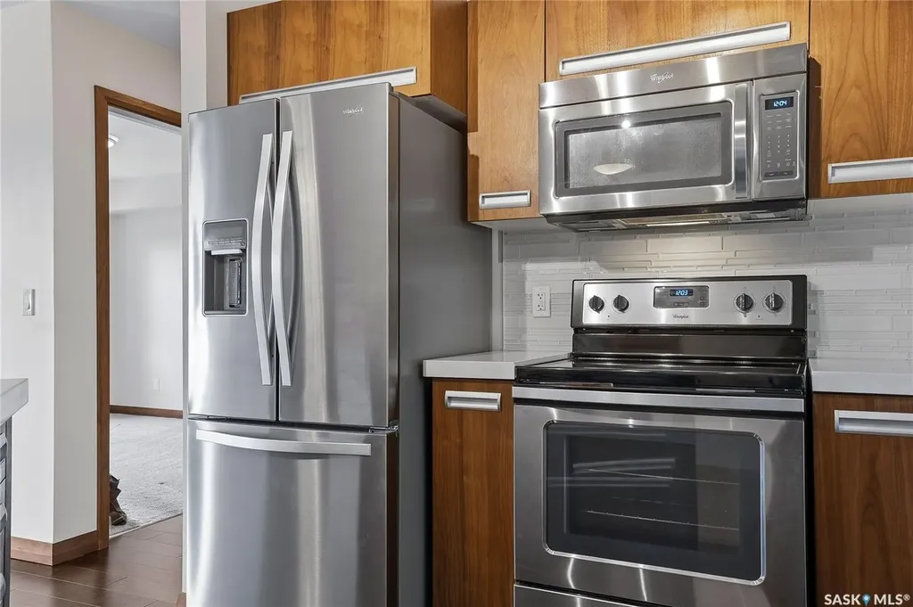 130 Phelps Way Saskatoon SK S7V 0K5