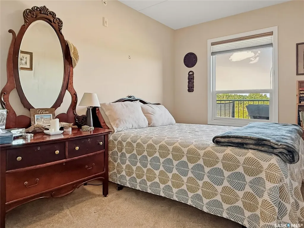 2426 Buhler Avenue North Battleford SK S9A 1R5
