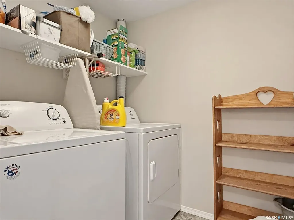 2426 Buhler Avenue North Battleford SK S9A 1R5