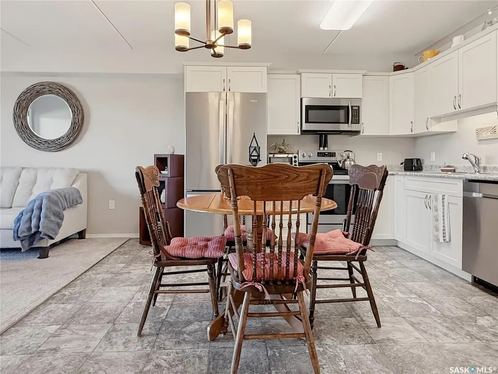 2426 Buhler Avenue North Battleford SK S9A 1R5