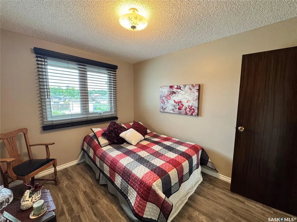 313 5th Avenue W Biggar SK S0K 0M0