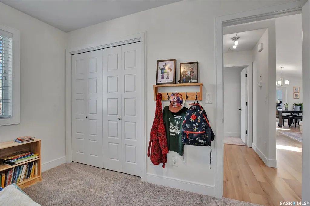 655 Kolynchuk Court Saskatoon SK S7T 0W2