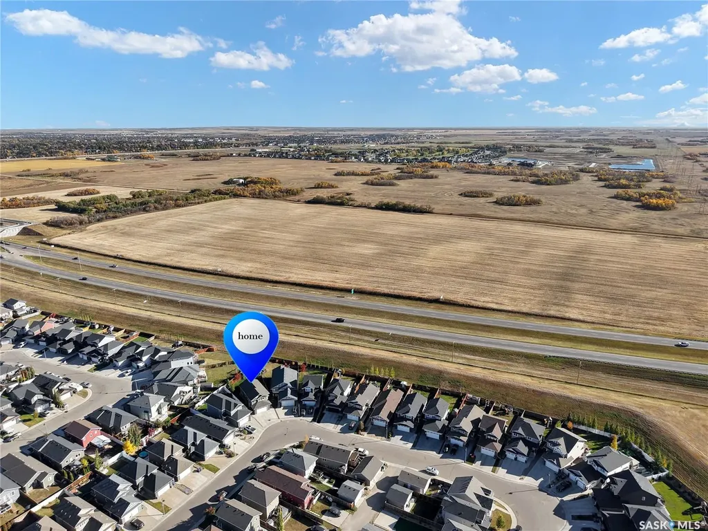 655 Kolynchuk Court Saskatoon SK S7T 0W2