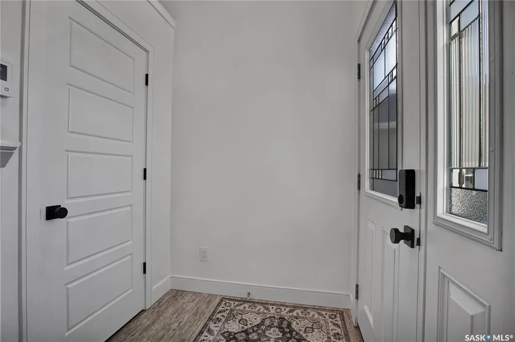 655 Kolynchuk Court Saskatoon SK S7T 0W2