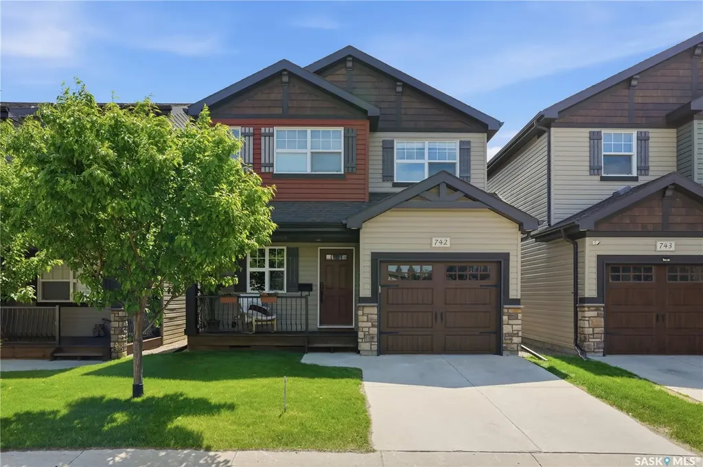 150 Langlois Way Saskatoon SK S7T 0L4