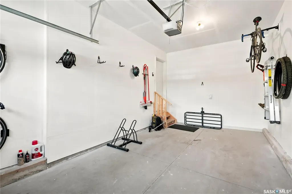 150 Langlois Way Saskatoon SK S7T 0L4