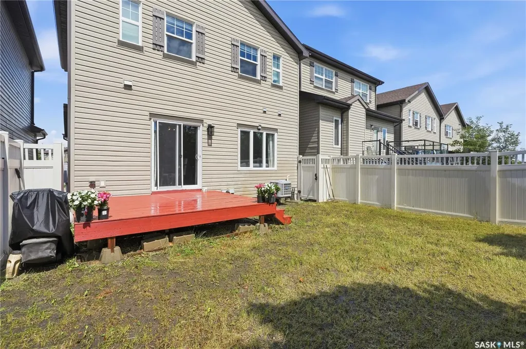 150 Langlois Way Saskatoon SK S7T 0L4