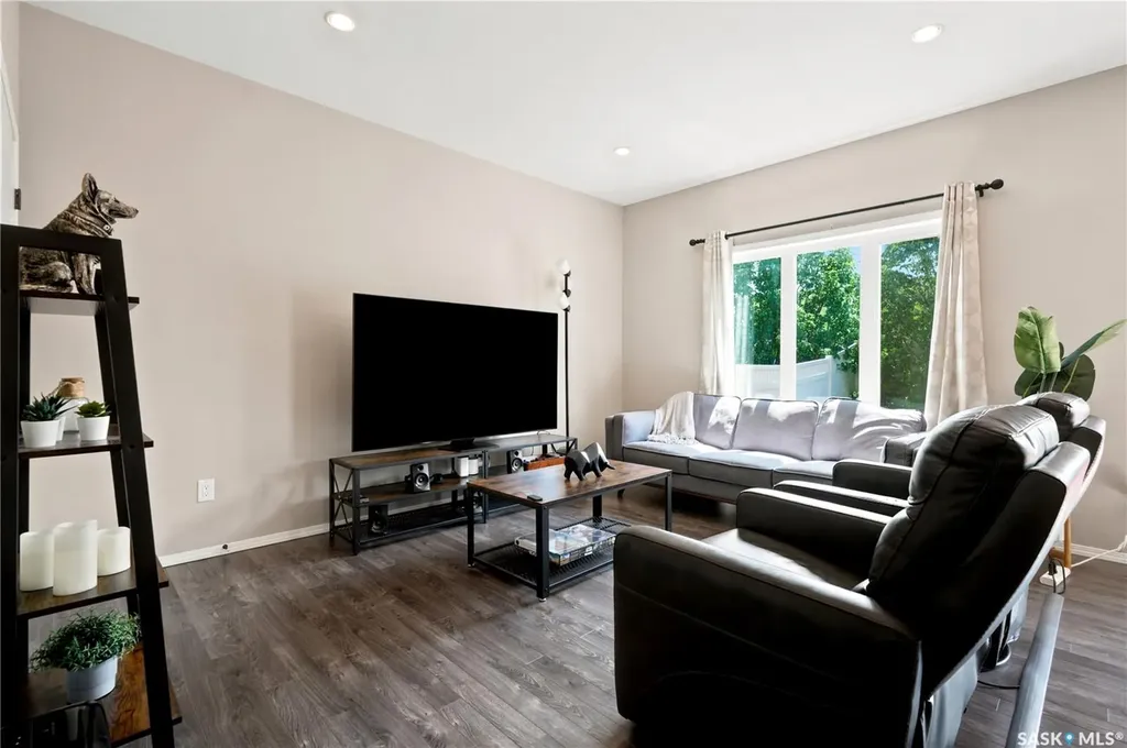 150 Langlois Way Saskatoon SK S7T 0L4