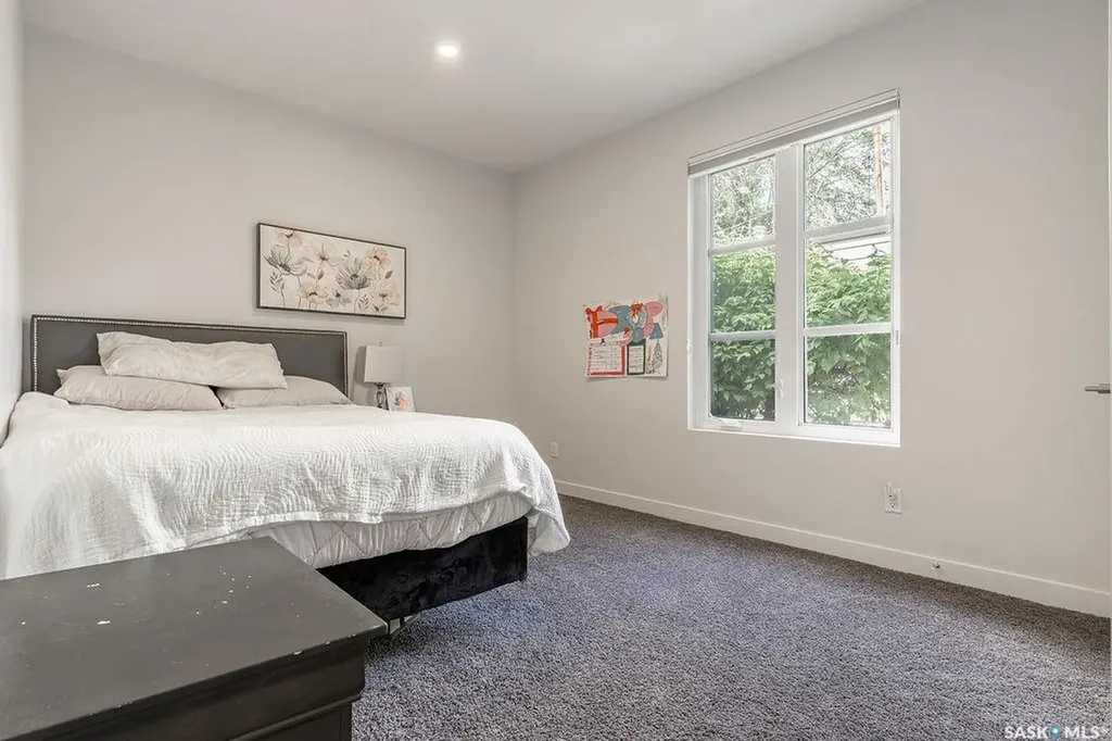 1302 Edward Avenue Saskatoon SK S7K 3B1